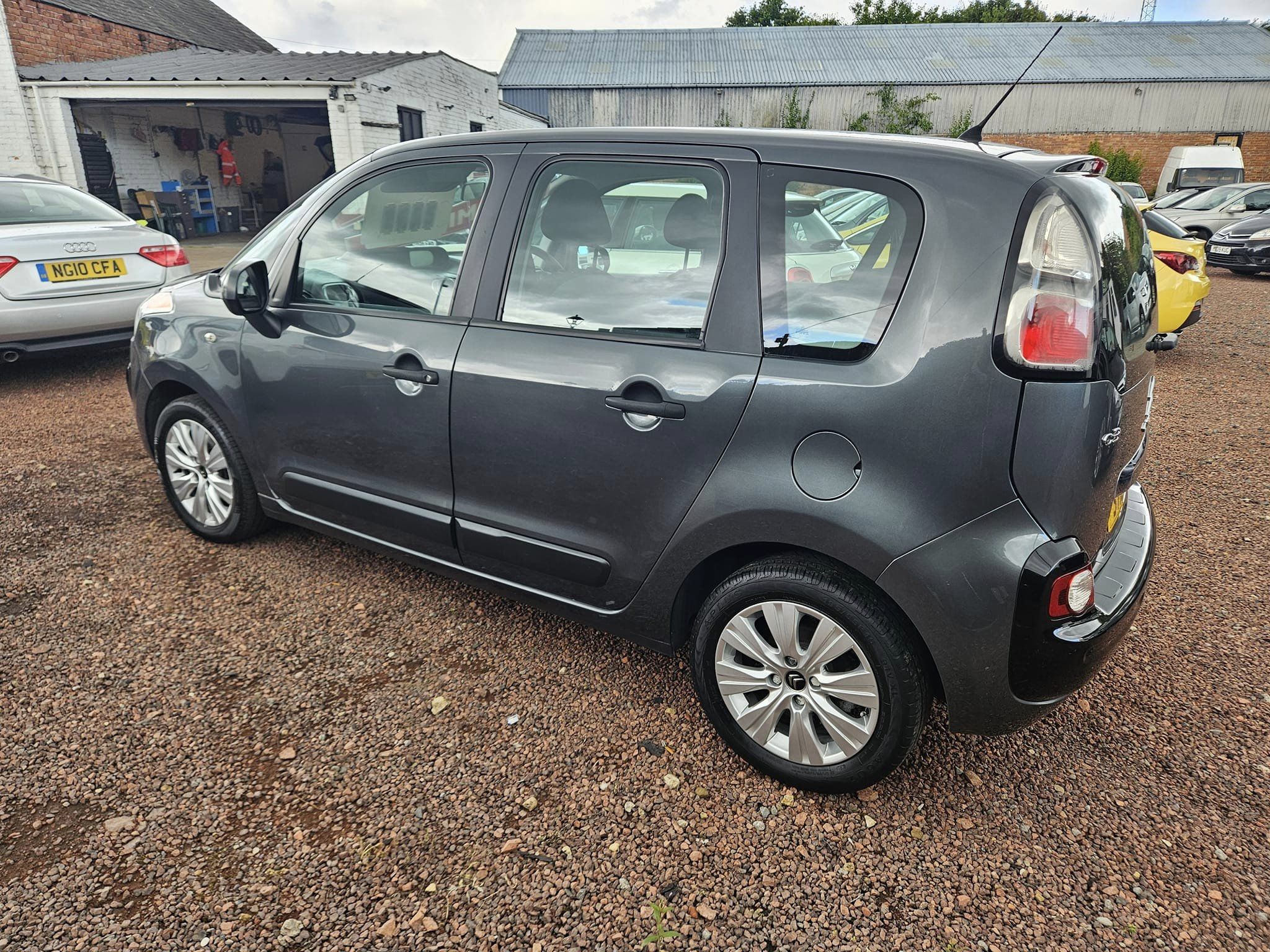 Citroen C3 Picasso VTR+ HDi  [Diesel / Manual]